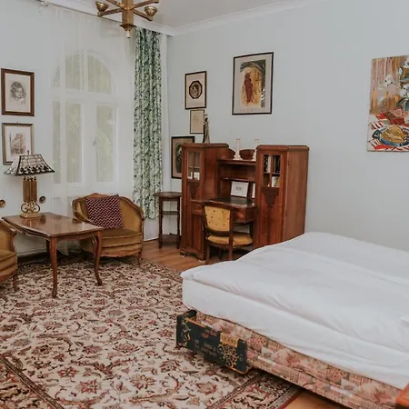 شقة Jantar Apartamenty Stary Dworek *