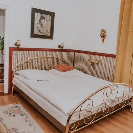 Jantar Apartamenty Stary Dworek شقة كولوبرزيغ