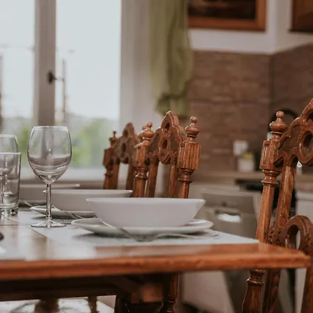 شقة Jantar Apartamenty Stary Dworek *