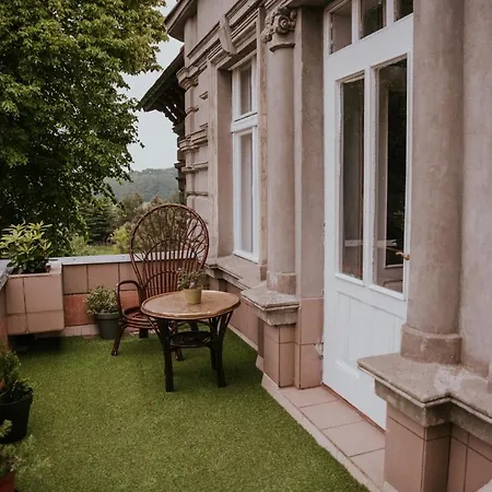 Jantar Apartamenty Stary Dworek شقة كولوبرزيغ